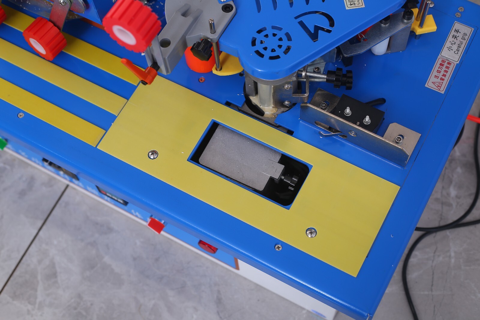 ya 26 Woodworking edge trimming ,sealing and polishing machine & wider table 110V/220V