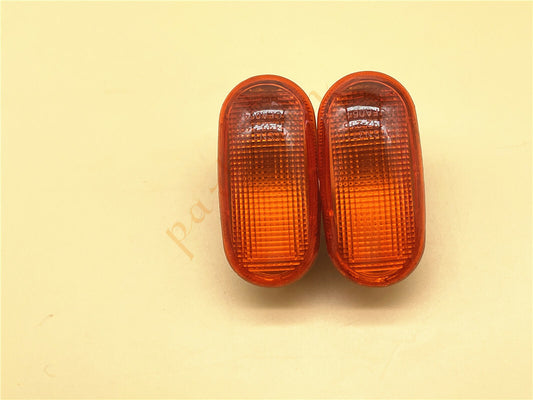 ya 12 5.22.2 A pair of amber width lamps and bulbs suitable for Mitsubishi for Mira ge 1992-2000