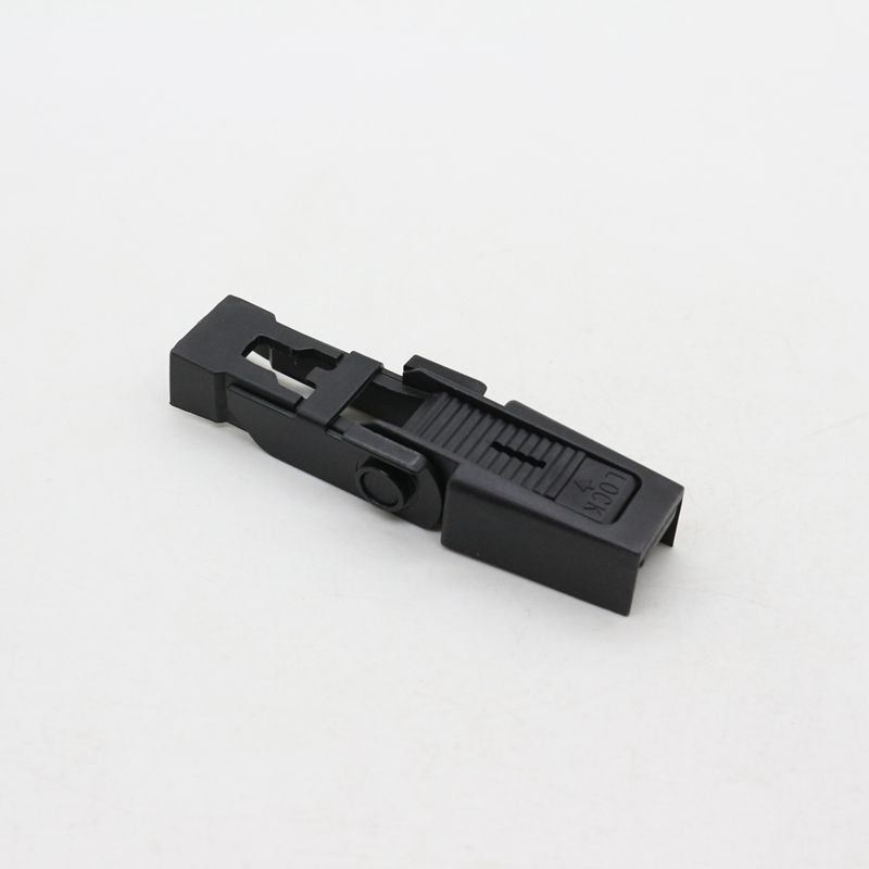 ya 4 6.22 Front cover blade retaining clip DKW100020 for Land Rover Discovery 2 1999 - 2004