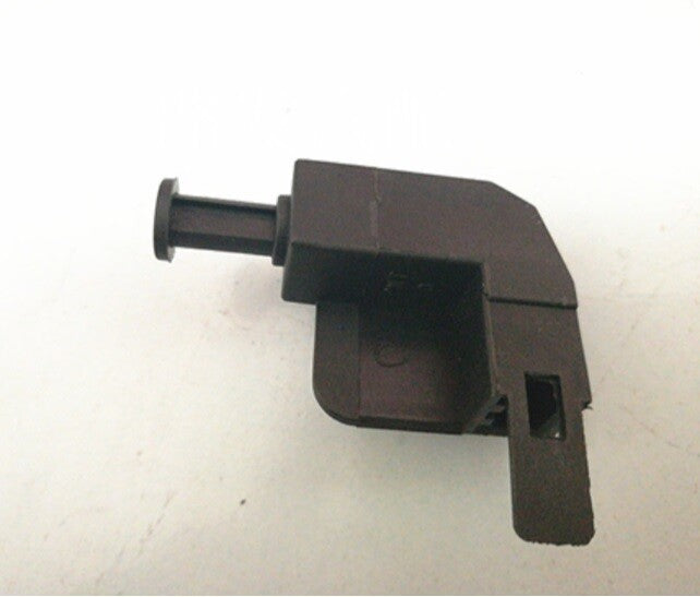 ya 5 8.7 Handbrake Parking Warning Light Switch for Audi for A4 B5 for A6 C5 A2 for VW for Passat Superb