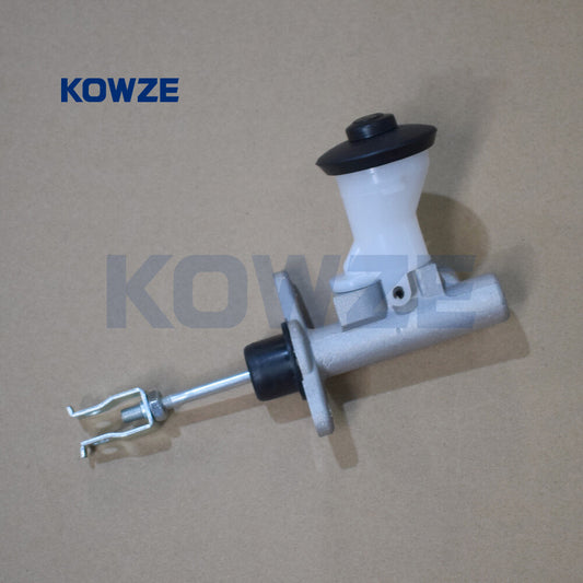 ya 6 6.13 Clutch Master Cylinder Assy for Toyota Hilux for 4Runner 4Wd 2Wd 3L 3RZFE 1KZTE
