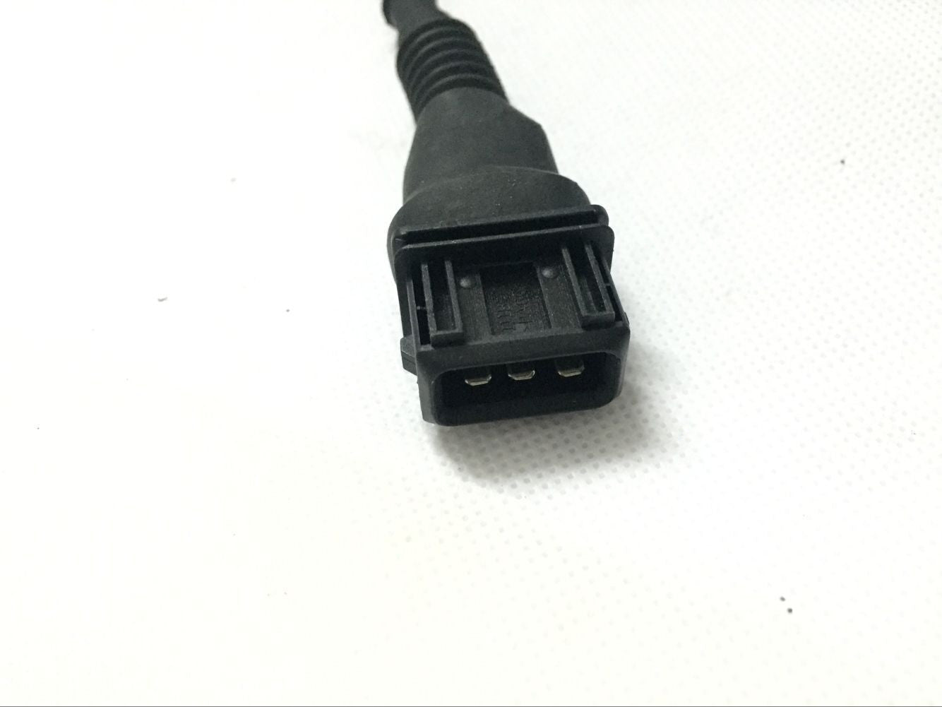 ya 1 8.5.3 Engine Oil Level Sensor with O-ring for E36 E38 E39 730i 740i 750i 540i 535i