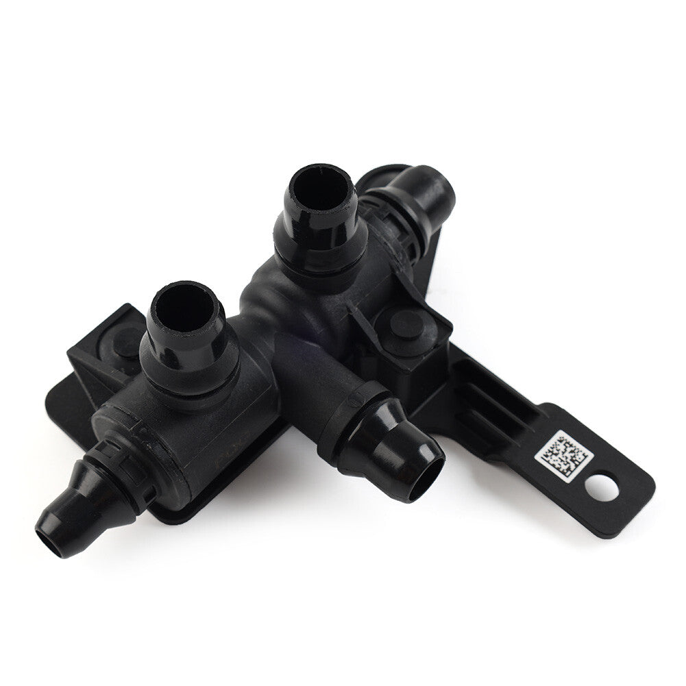 ya 5 8.7 Connector Tube Water Coolant Valve for Land Rover for Range for Rover for Jaguar F-PACE XF