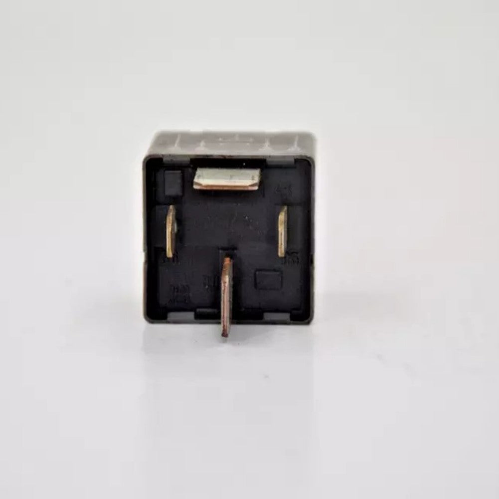 ya 5 8.7 Fuse Relay Box for Mercedes GLC300 X253 16-23