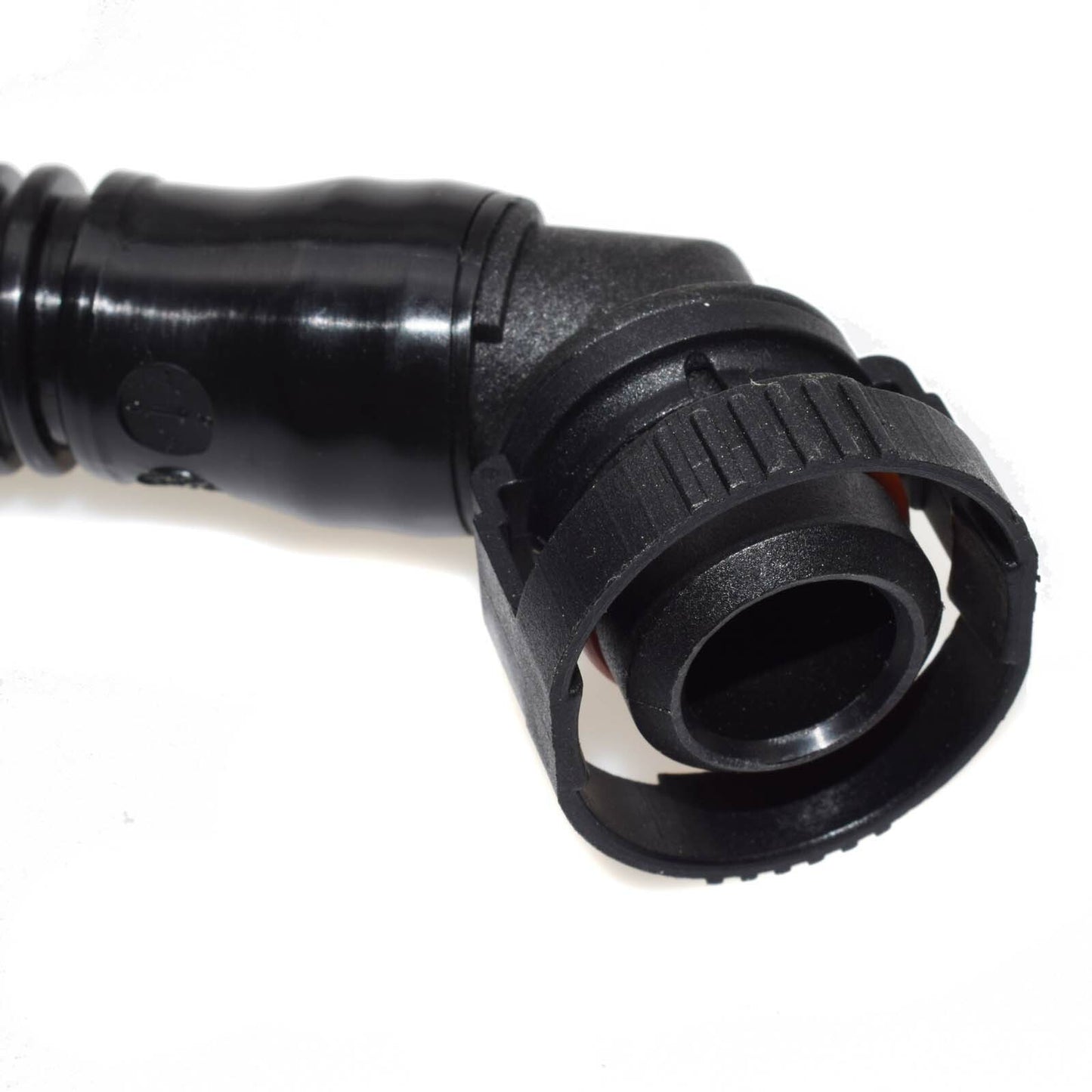 ya 1 8.5.2 11617522933 Crankcase breathing hose for E60 E90 Z4 530i 525i 325i 323i 525xi