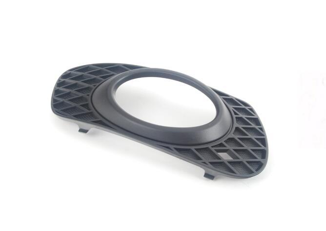 ya 1 8.5.3 1 pair of L+R front bumper fog light covers suitable for Mercedes ML63 AMG ML320 ML350