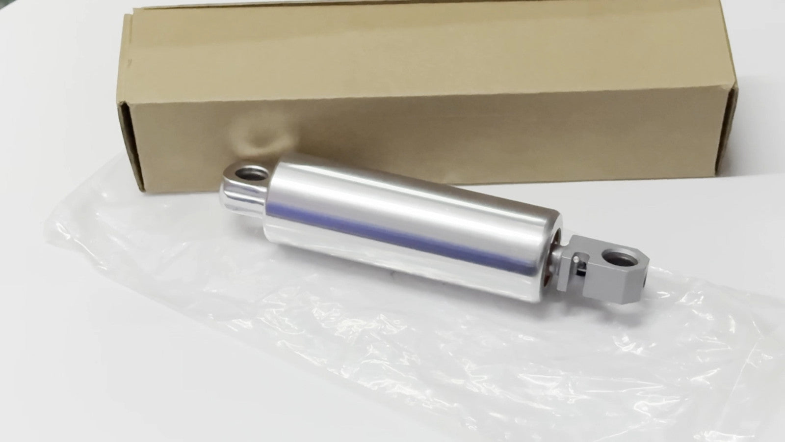 ya 5 8.7 Truck damper shock absorber suitable for Grimm 90.6 for SEAT s/ for MAN trucks/SUSPA 1060427