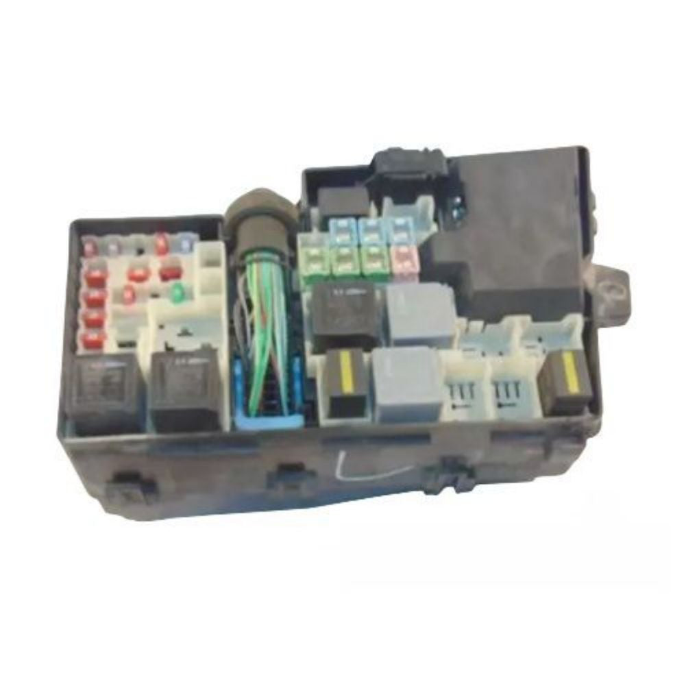ya 5 8.7 3M5T14A142AB engine fuse box for Mazda 3 2007-2009