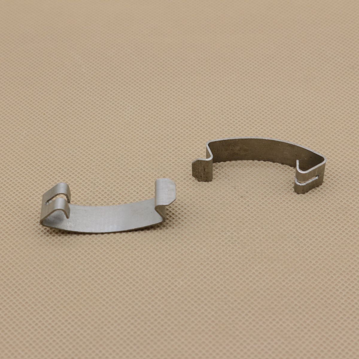 ya 1 8.5.4 2-pack air purifier housing assembly clips for Audi and for VW 078-129-797