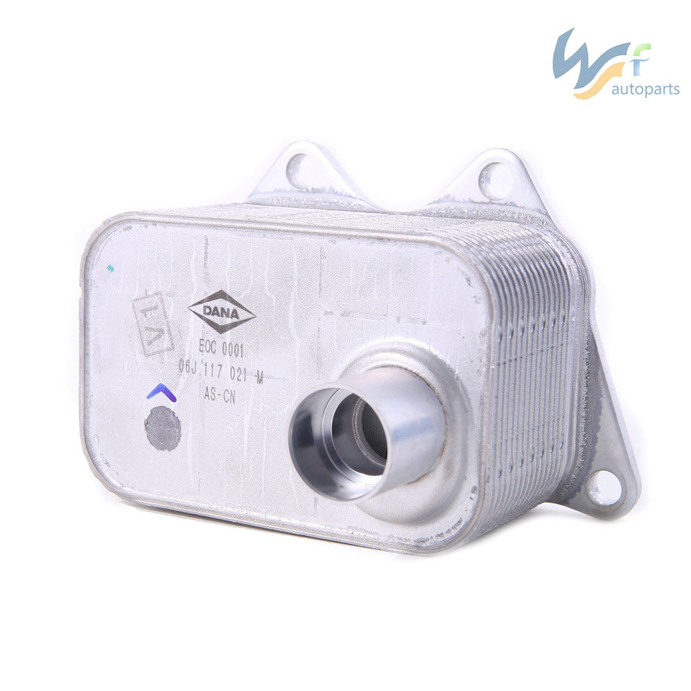ya 5 8.7 Engine oil cooler suitable for Audi for A4 / S4 Q4 for VW Bettle for JETTA EOS 06J117021M