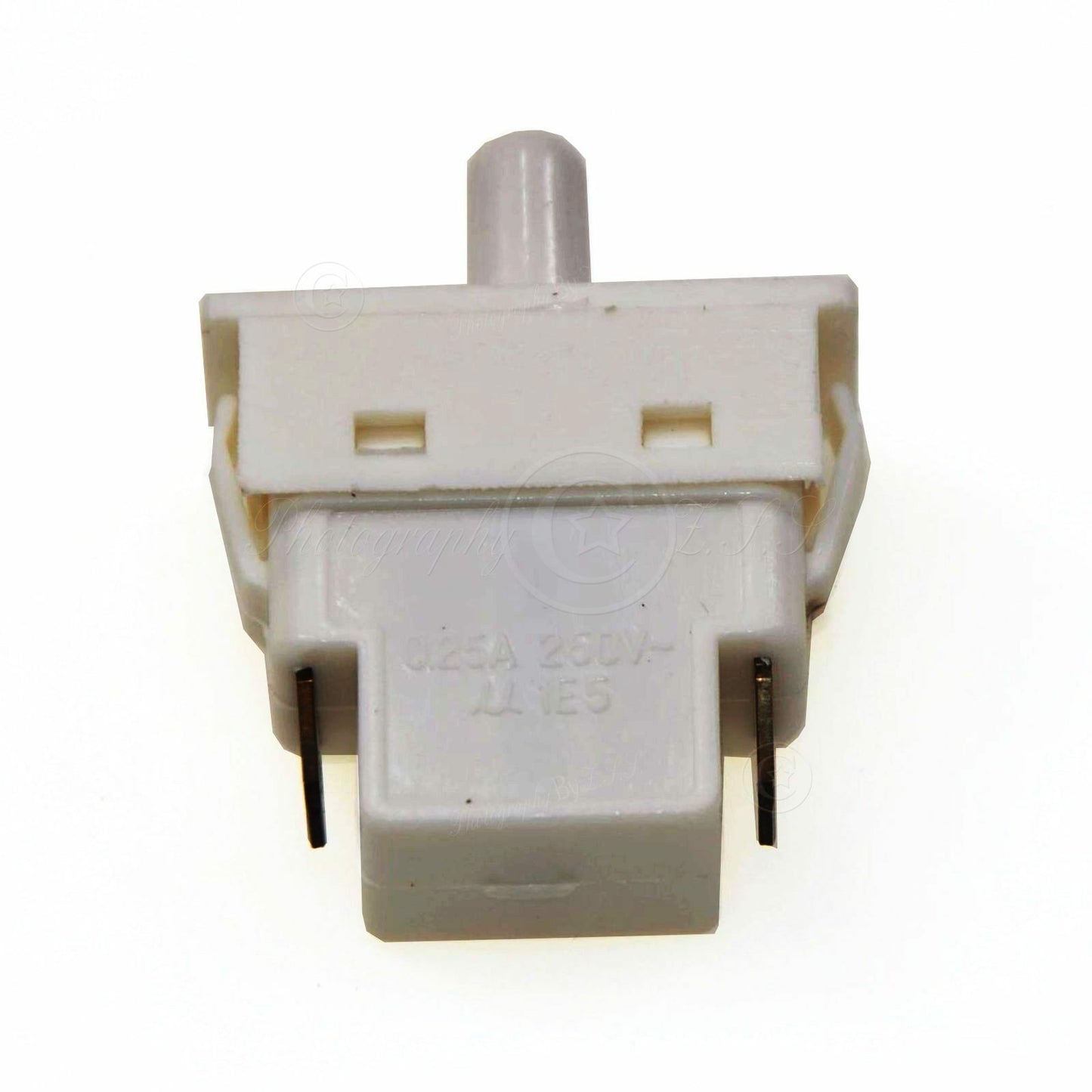 ya 26 2x Universal 2Pins JL-06 Reigerator Door Light Gated Switch Replacement Parts