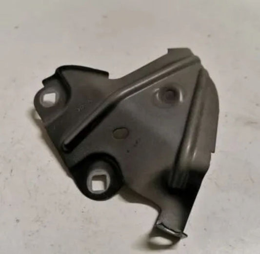 ya 7 6.10.3 Bracket Support for BMW X1 F48 2016-2022