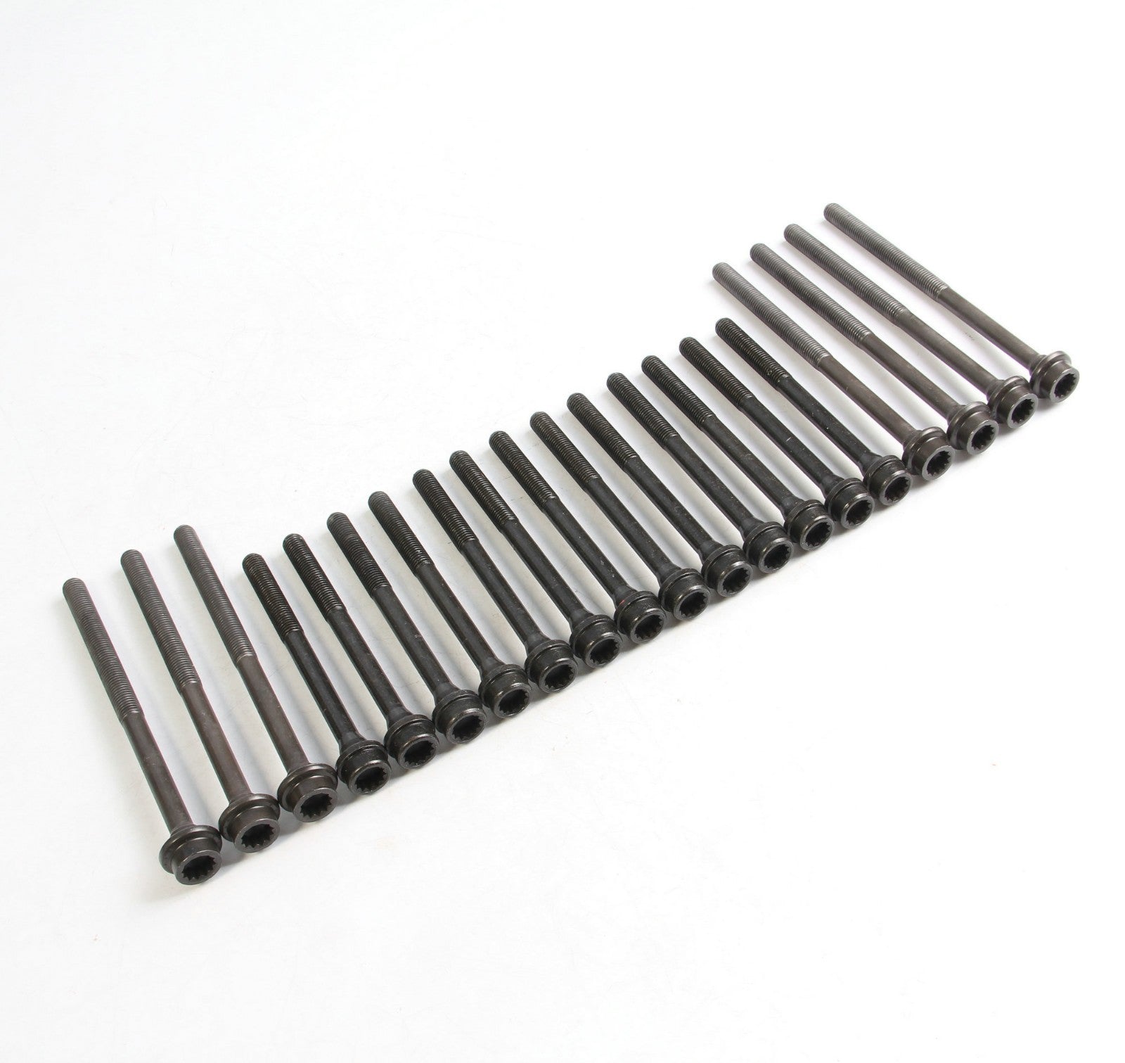 ya 5 8.7 3.6L V6 20pcs Engine Cylinder Head Bolts Kit for VW CC Touareg WHT005465