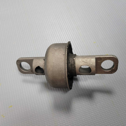 ya 5 8.7 Parts Number# 68199980AB Rear arm Rubber Bushing 1pack