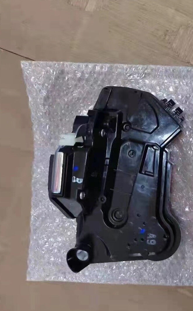 ya 5 8.7 for Toyota Left Front Door Lock 69040-02440 for Camry /Highlander/ for Corolla / for SIENNA /Lexu