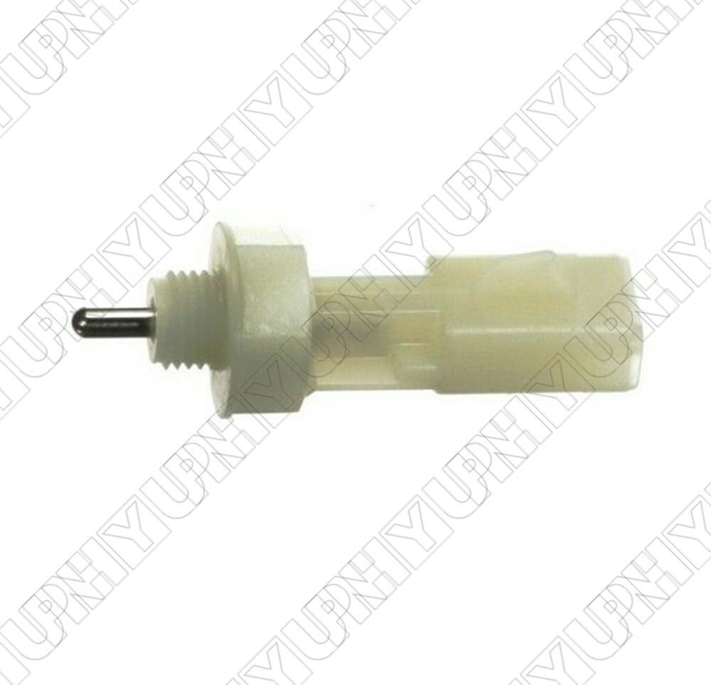 ya 5 8.7 6U9Z-2B264-A Brake Master Cylinder Switch For 2004-13 for Ford F-53 STRIPPED CHASSIS