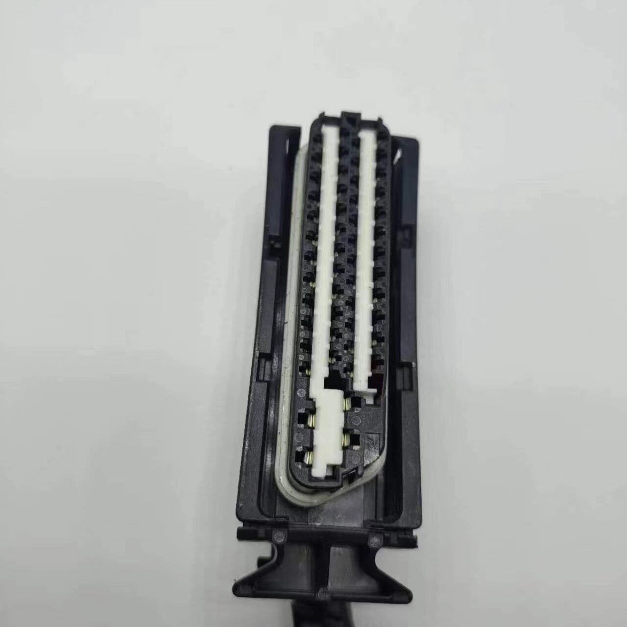 ya 5 8.7 1-piece for VW for Santana for Passat B5 Lavida for Skoda Transmission Computer Plug