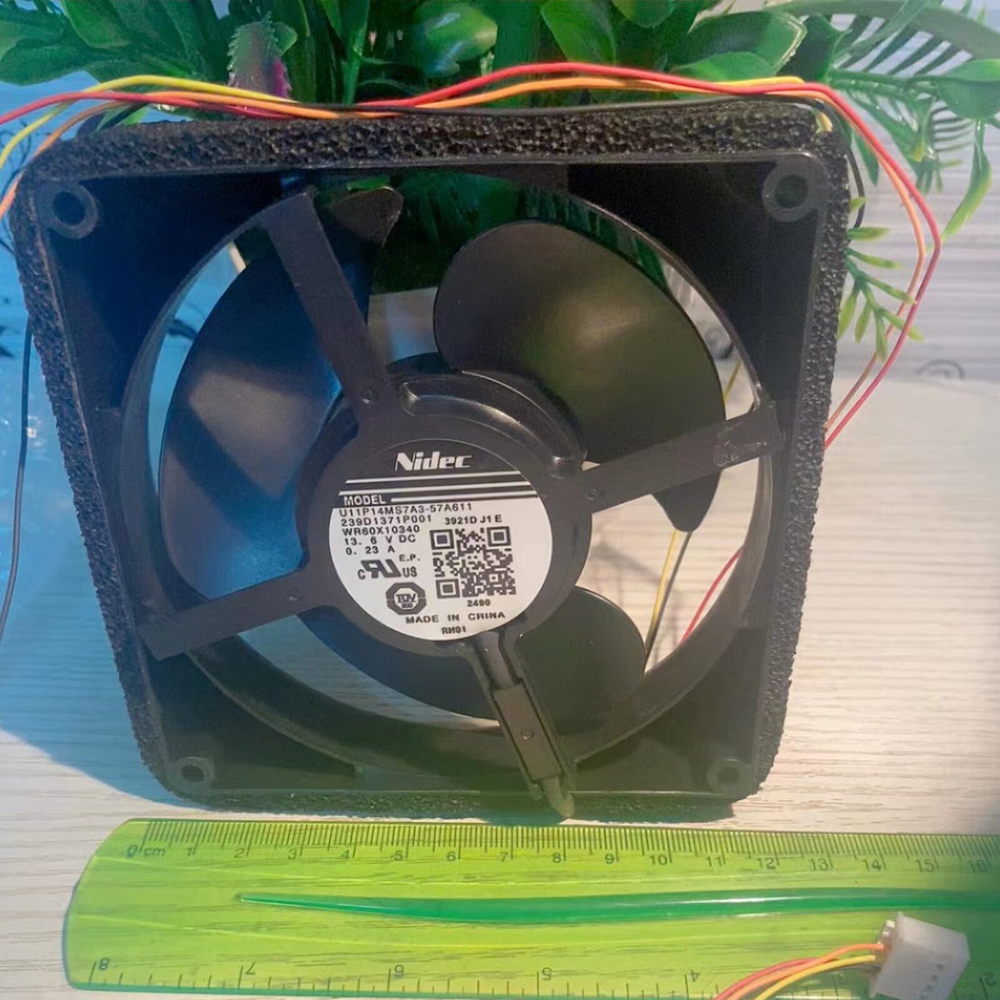 ya 26 New U11P14MS7A3-57A611 Reigerator Fan 239D1371P001 13.6V0.23A