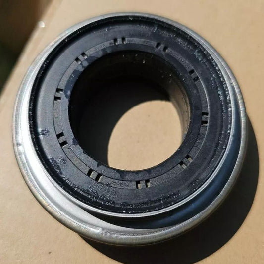 ya 1 7.8 JM5P1177AC Transmission Case Left Seal for Ford Edge MK2