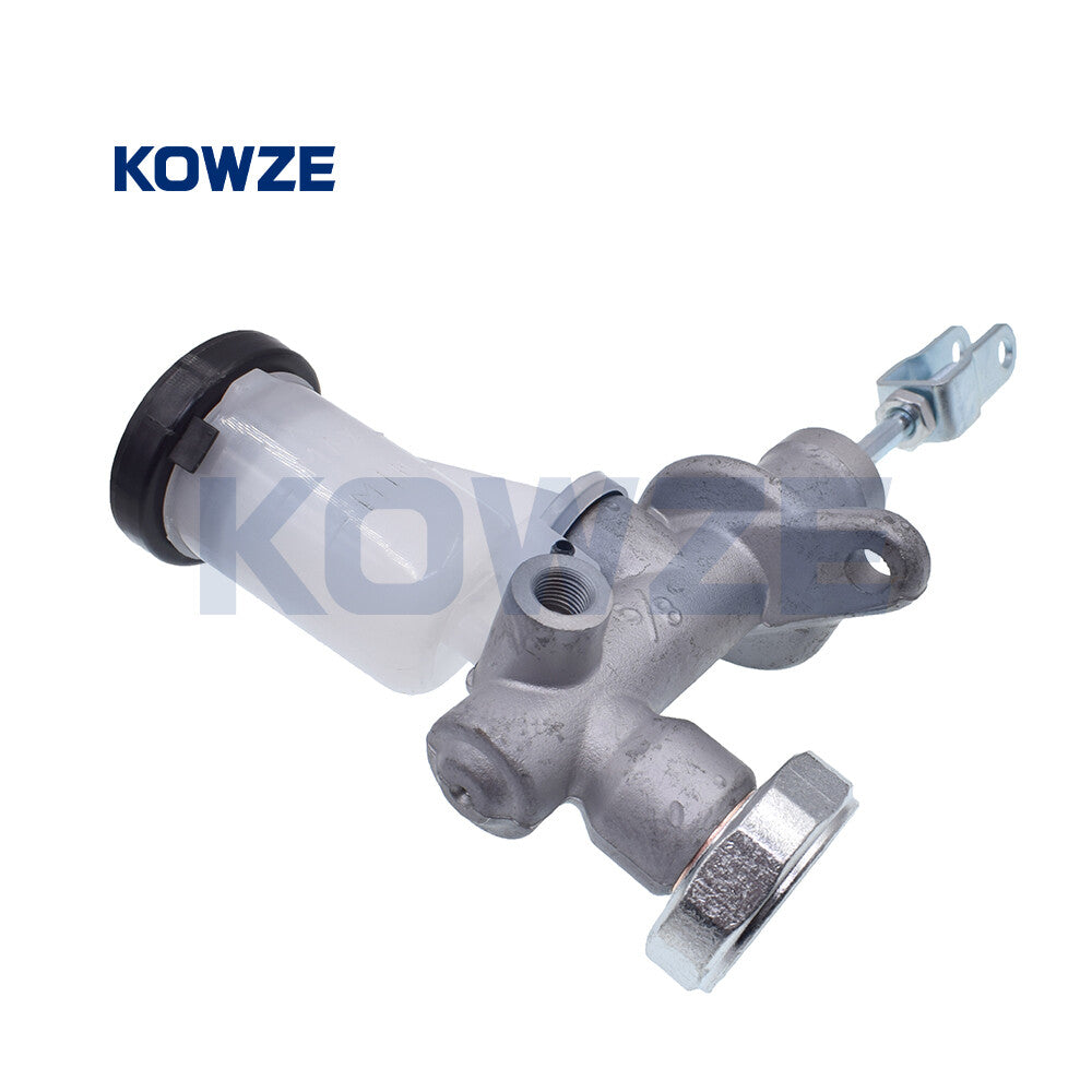 ya 5 8.7 for Nissan Clutch Master Cylinder Assy for Navara Hardbody King Cab Truck D21 D22