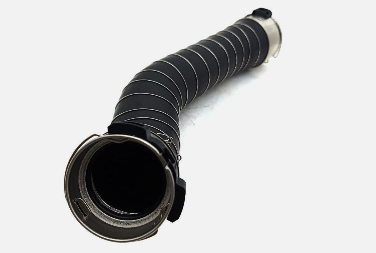ya 5 8.7 144633XN8A Turbo intercooler hose for Nissan NV350 14463-3XN8A intake pipe
