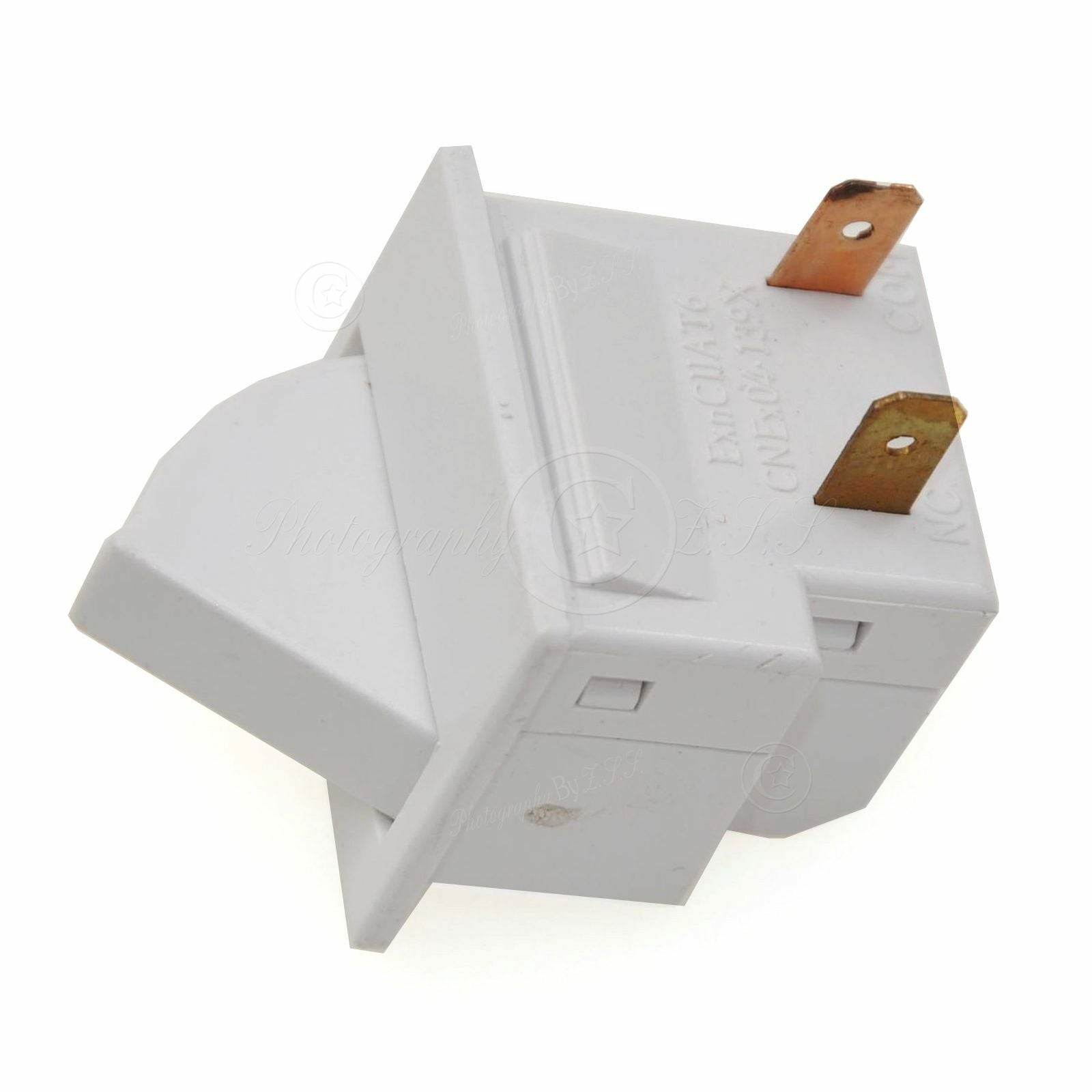 ya 26 2x Universal 2Pin Reigerator Door Light Gated Switch For Homa 