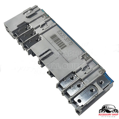 ya 5 8.7 Main fuse/fusible link relay suitable for Toyota for Lexus IS250 IS350 2006-2013