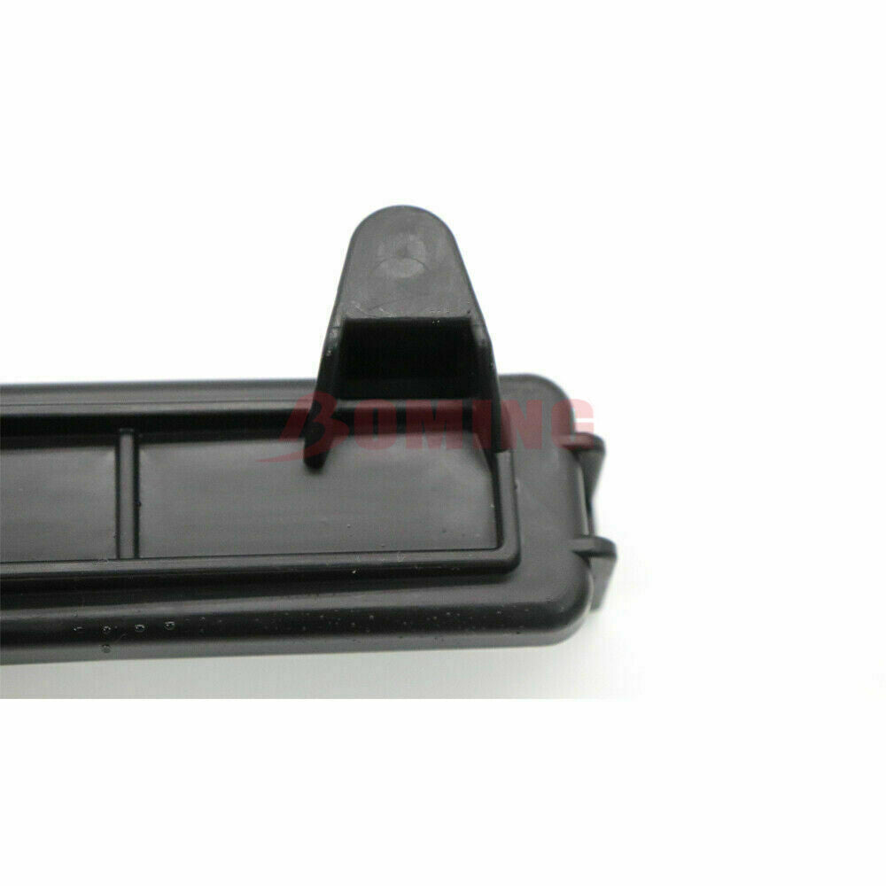ya 1 8.5.2 Cabin filter door cover for Jeep Cherokee 2014 - 2019 68223045AA