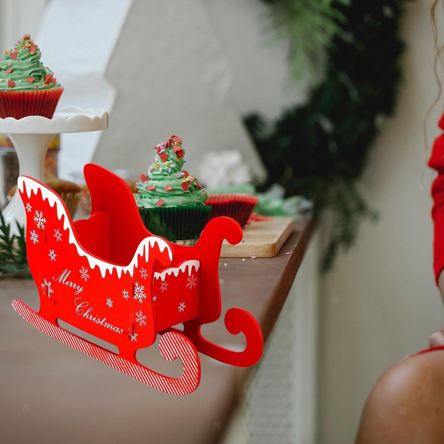 ya 25  Sleigh Or ment Charm Sled Figurine for Xmas Holiday Living Room