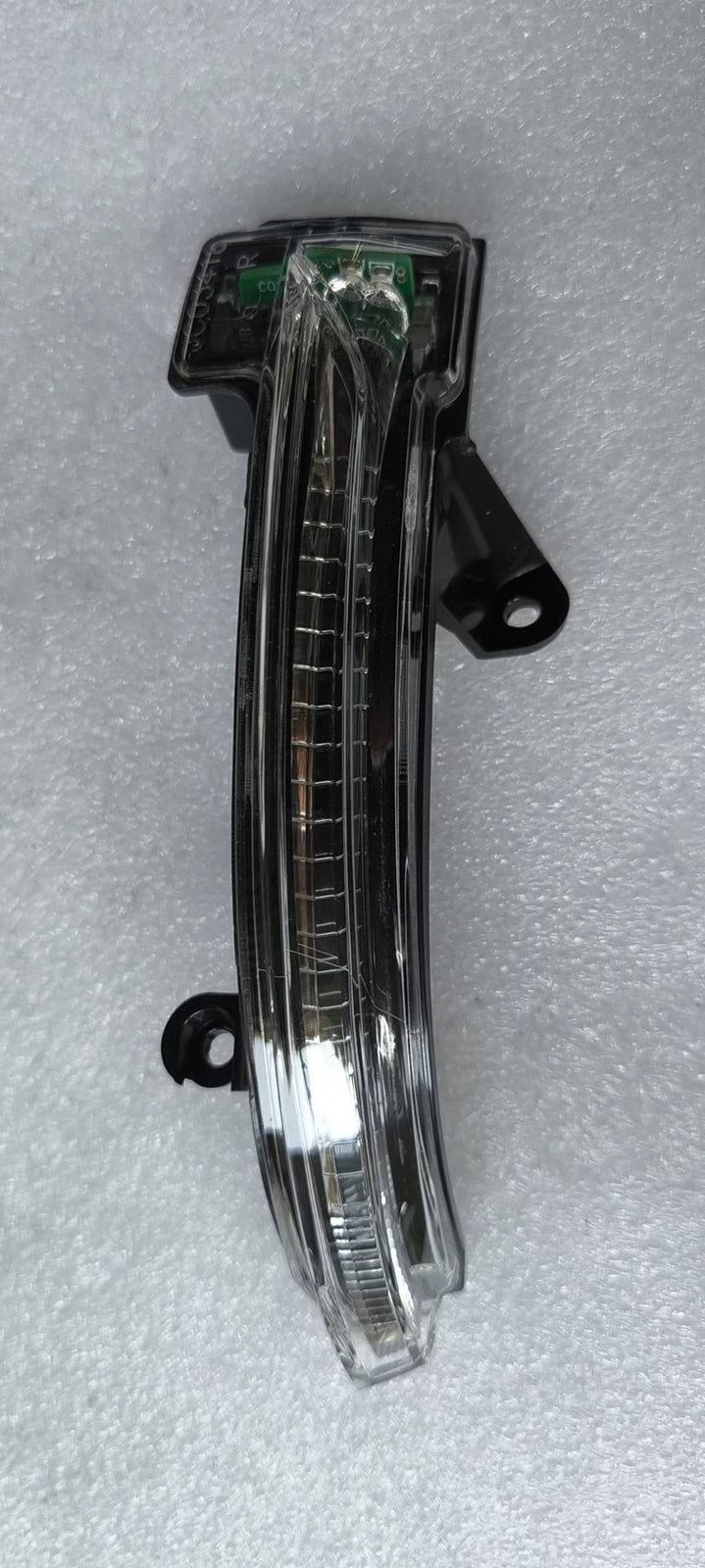ya 4 6.17.2 Side Turn Signal Rh for Nissan 26160-6CA0A 261606CA0A
