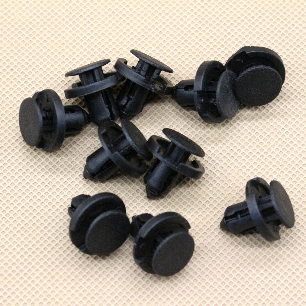 ya 5 8.7 10 Bumper Push Retainer Plastic Fastener Clips for Nissan 01553-09611
