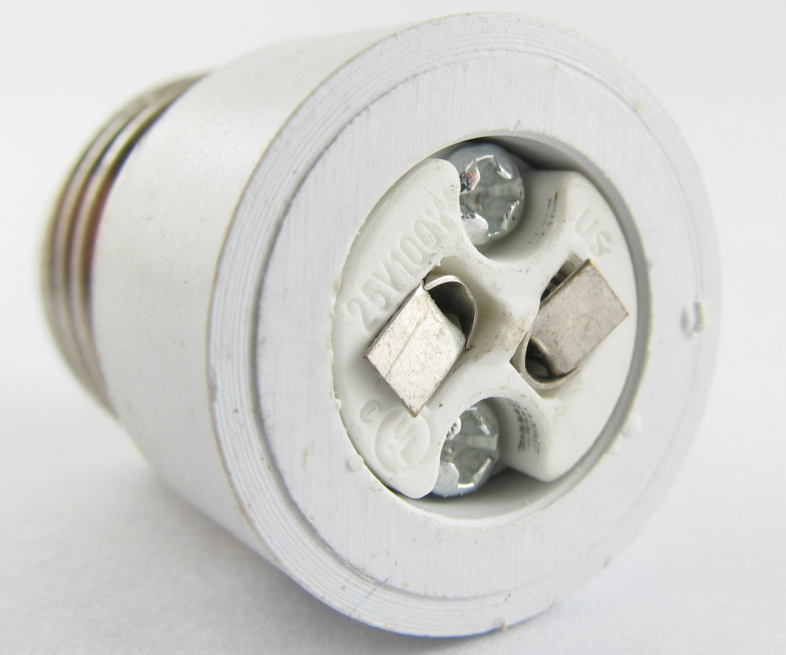 ya 14 10x E27 Male to MR16 Female Socket Base LED Halogen CFL Light Bulb Lamp Adapter