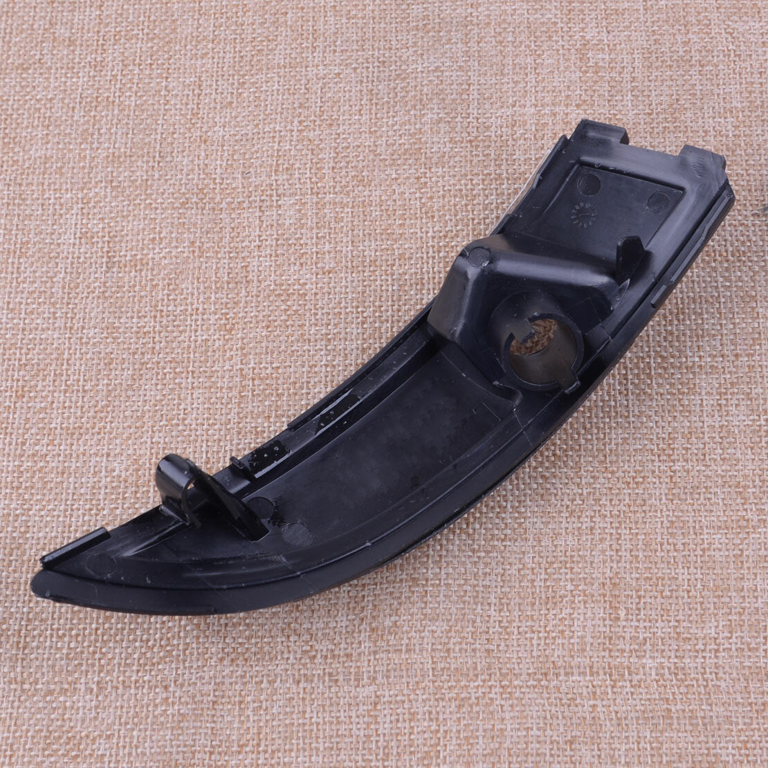 ya 1 8.5.3 1 pair of rearview mirror turn signal light housing protective cover suitable for Fiesta 08-18