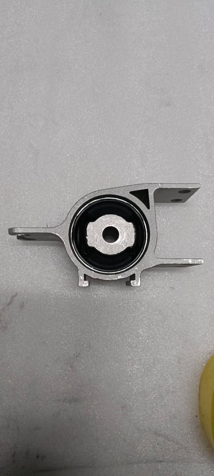 ya 5 8.7 Trailing Arm Bushing for Mercedes-benz A2463330200