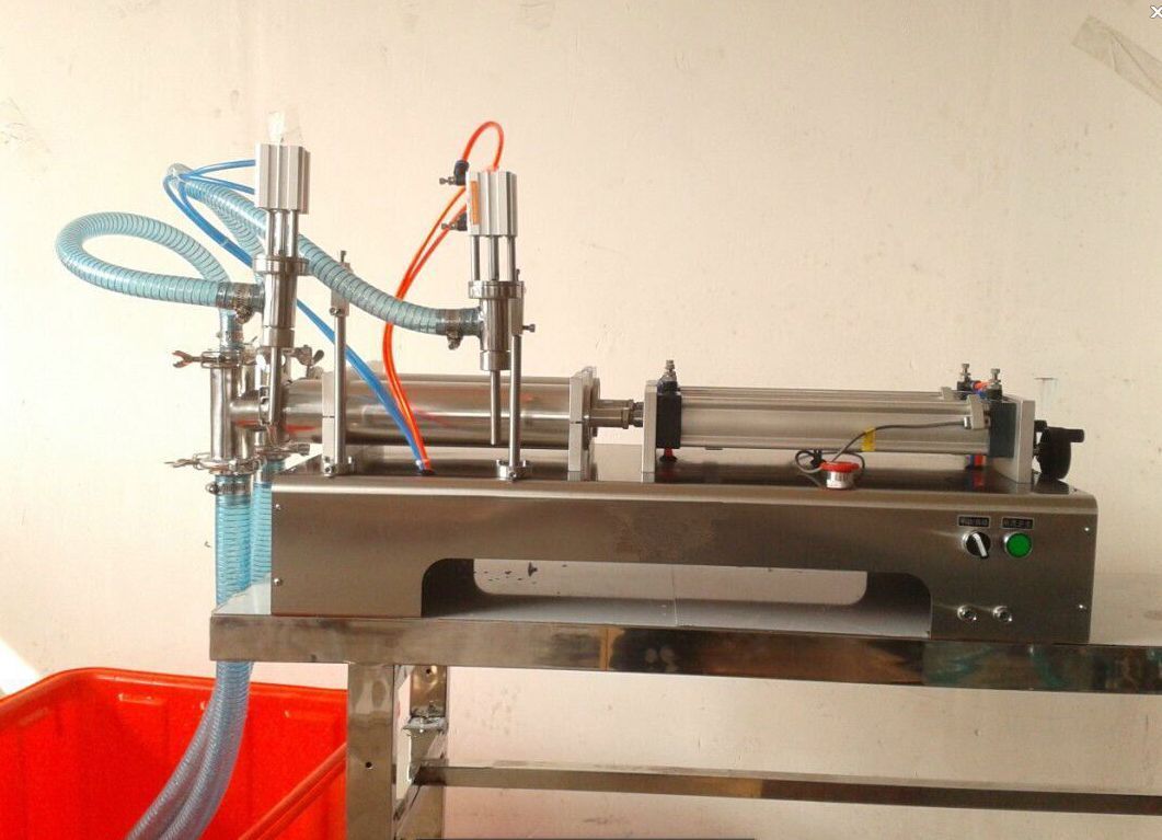 New two nozzles pneumatic liquid filling machine 3-300ml for liquid,juice filler