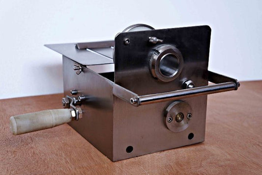 42mm sausage diameter,hand-rolling food steel tying/knotting sausage machine b