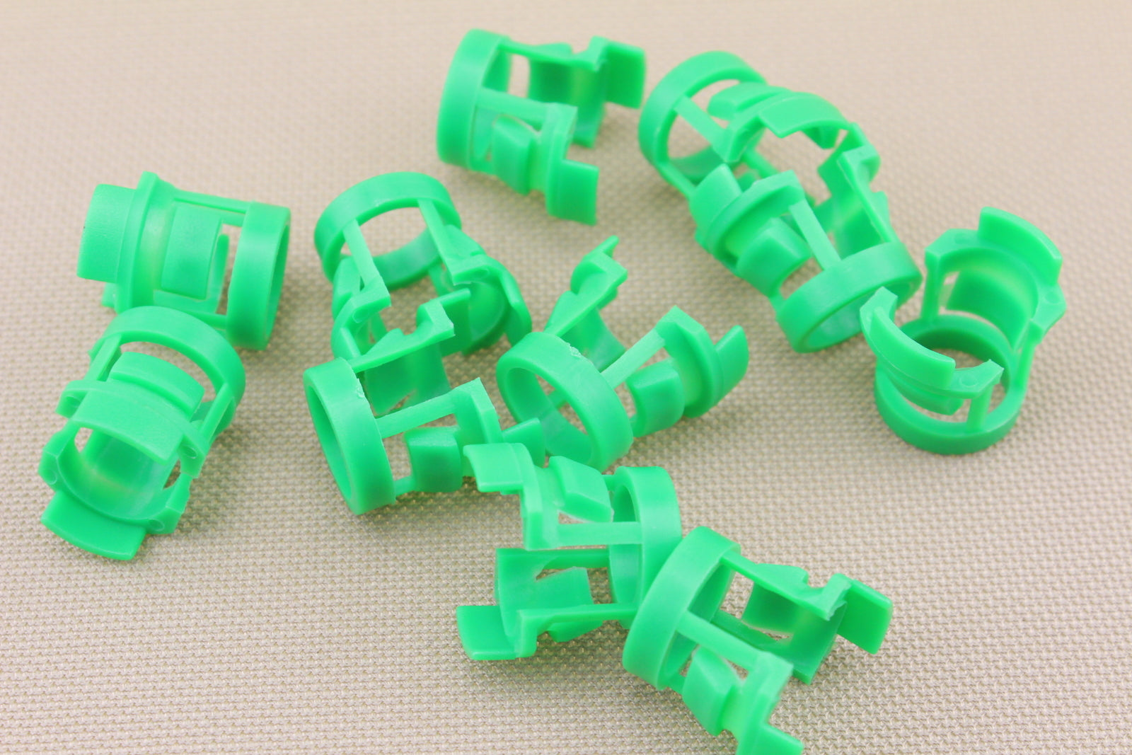 ya 1 8.5.2 10-pack cooling hose fixing clip 9485149 for Volvo C70 S60 S80 V70 S70 XC70