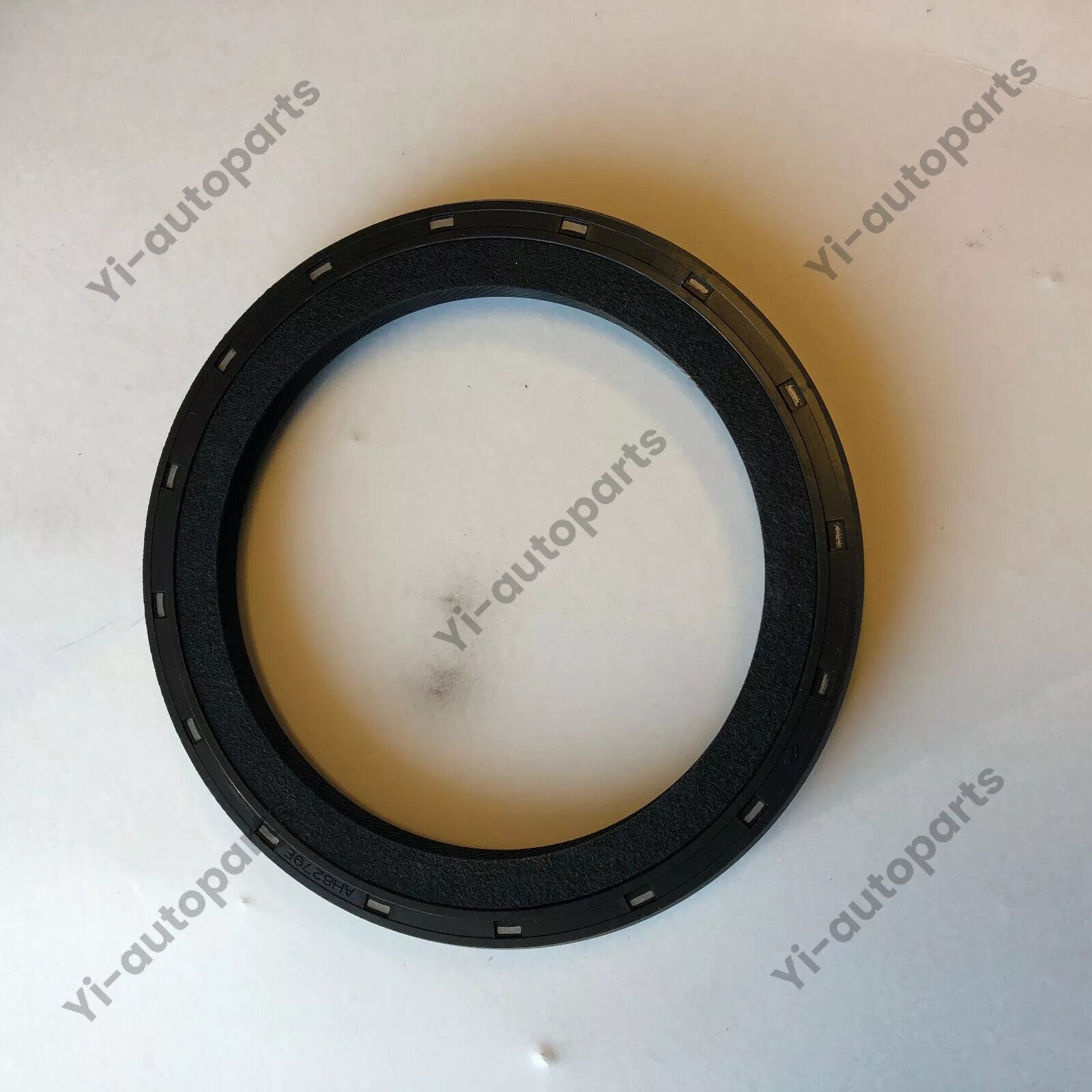 ya 5 8.7 BH2153G oil seal suitable for Isuzu 6BD1 4BD1 4BG1 6BG1 105X135X14.5