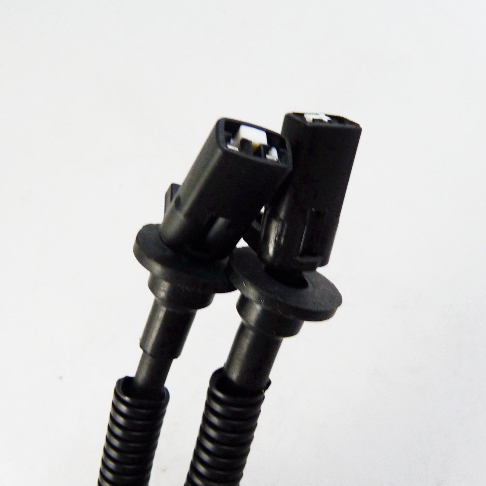 ya 1 8.5.3 The front left and right ABS speed sensors are suitable for Hyundai for Tucson 2005-2009 2-pieces