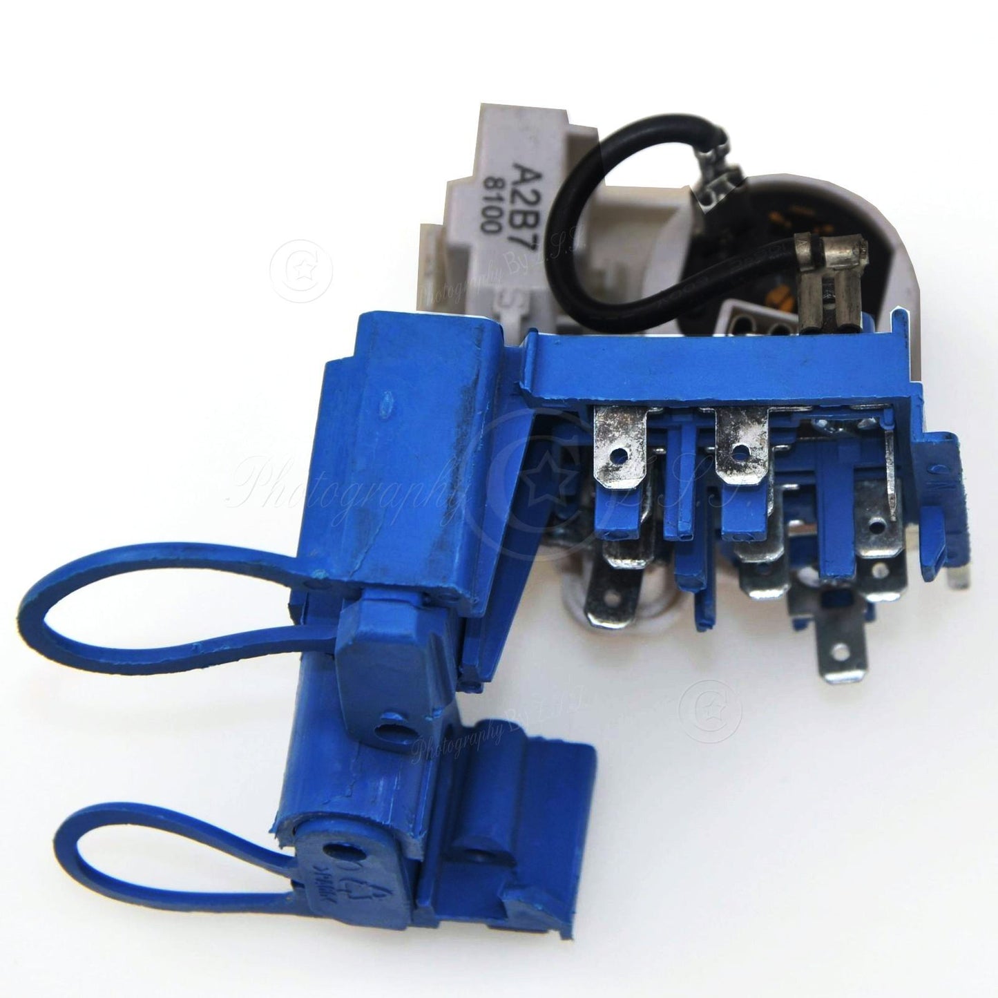 ya 26 A2B7-8100 Reigerator Start Relay+OL Prot For Fix