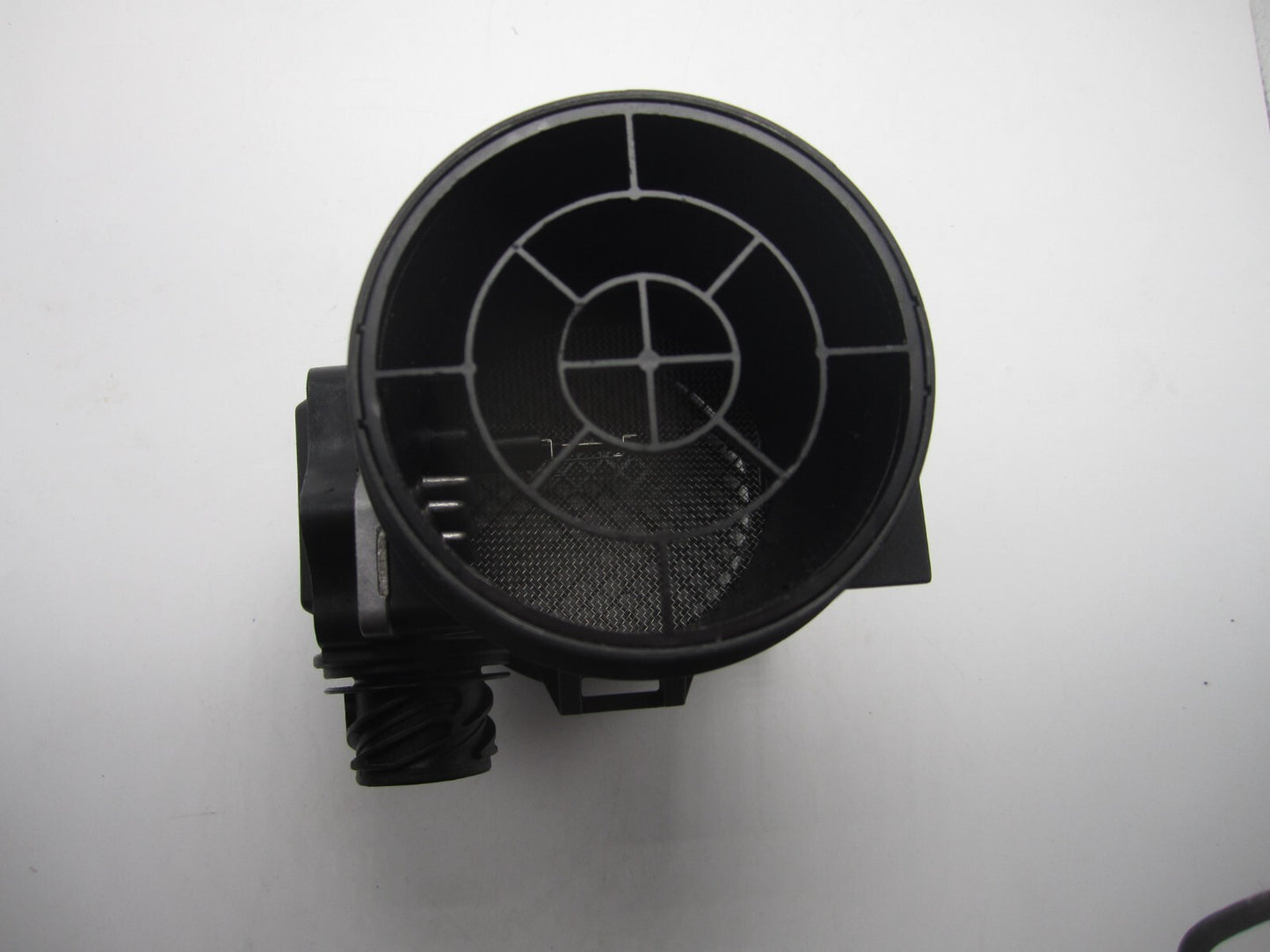ya 1 8.5.3 Quality airflow sensor 5WK9600 is suitable for E36 E38 E39 Z3 M3 323 523 528 328i