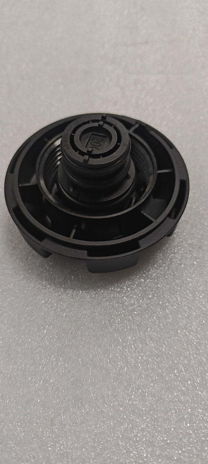 ya 7 6.10 Radiator Coolant Expansion Tank Filler Cap for BMW E90 E60 17117639021