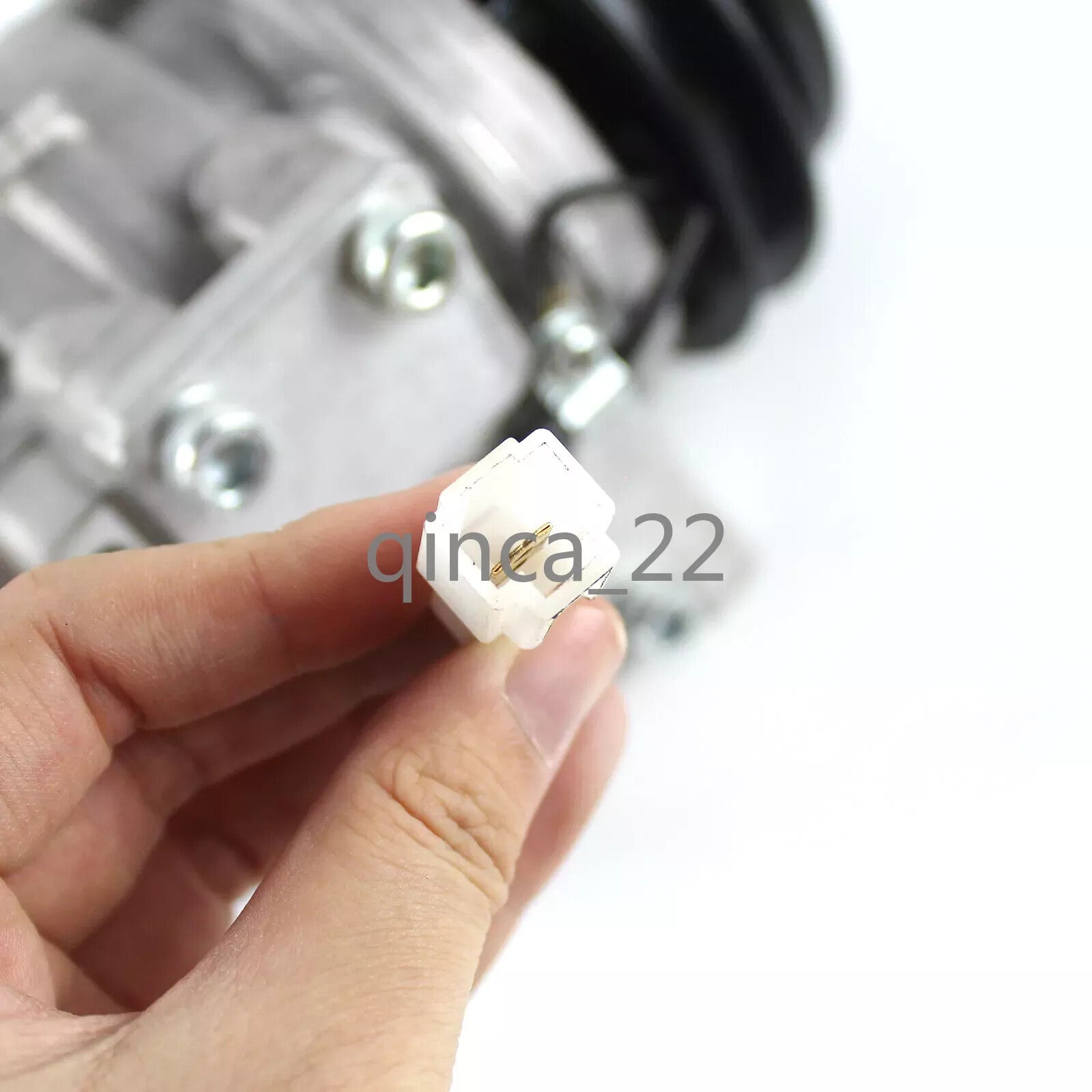 ya 5 8.7 Air Conditioning Compressor T0070-87290 for Kubota L4200DT-C L4200DT-GST-C L4200F-C Tractors