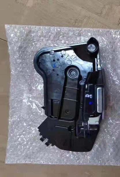 ya 5 8.7 for Toyota Left Front Door Lock 69040-02440 for Camry /Highlander/ for Corolla / for SIENNA /Lexu