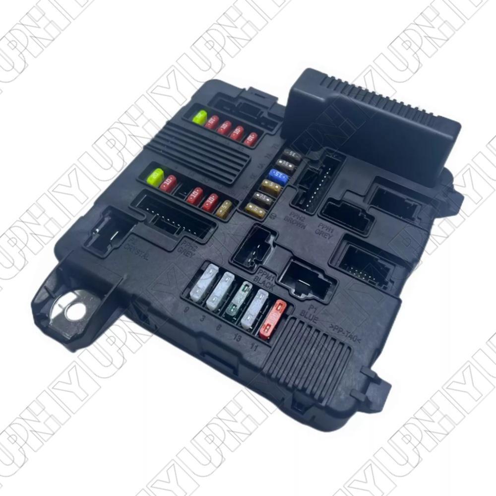 ya 6 6.13 New Fuse Box Module Fits for Renault Megane II Scenic II 8200306033 8200306032