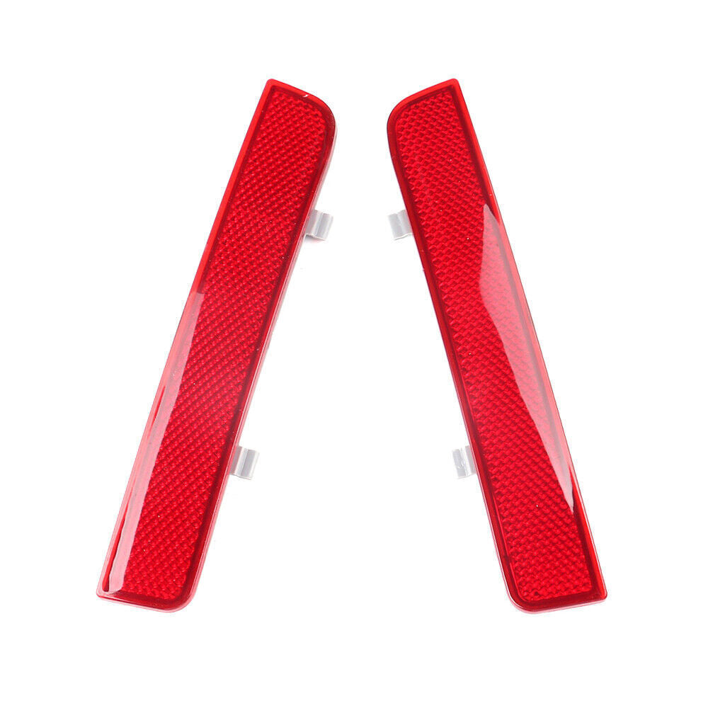ya 1 8.5.3 Left rear bumper reflector red light suitable for Range Rover LR2