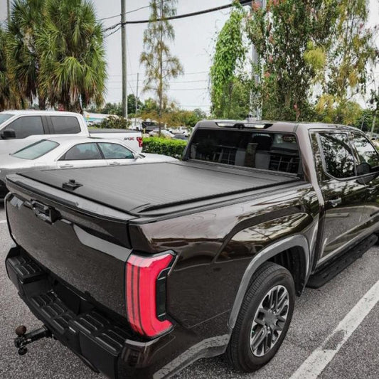 ya 8 5.27 5.5FT Retractable Truck Bed Cover Hard Tonneau Cover For 2018-2025 for Toyota Tundra