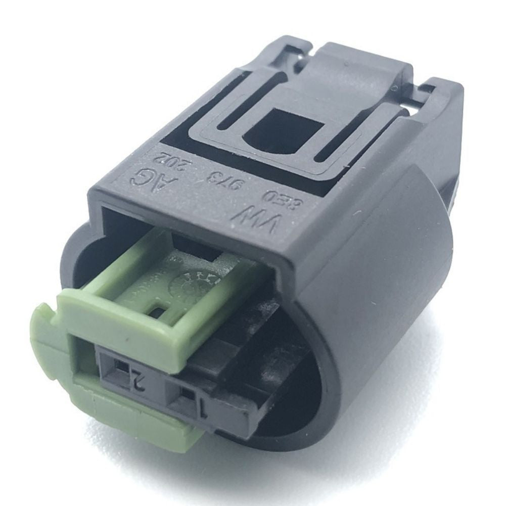 ya 10 5.28.2 8E0973202 Fuel Temp Pigtail Plug for VW for Audi for Porsche for BMW for benz