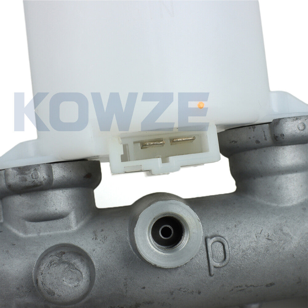 ya 5 8.7 Brake Master Cylinder Assy for Nissan Navara Truck D21 D22 1993- 46010-25G00
