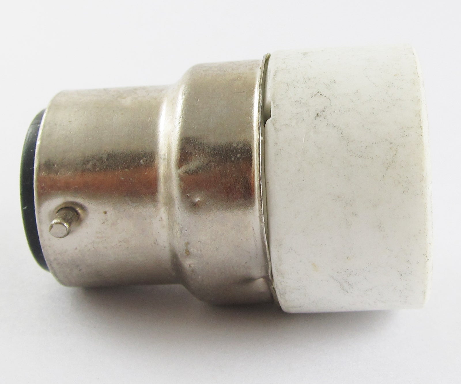 ya 14 10x B22 Male to MR16 Female Socket Base LED Halogen CFL Light Bulb Lamp Adapter